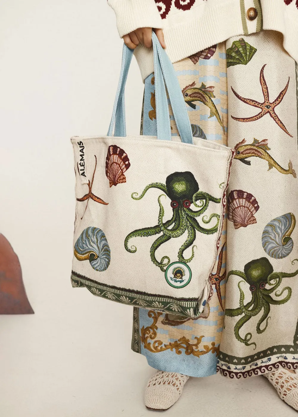 bath_house_shopper_tote_1.webp Alémais Bath House Shopper Tote | Bags