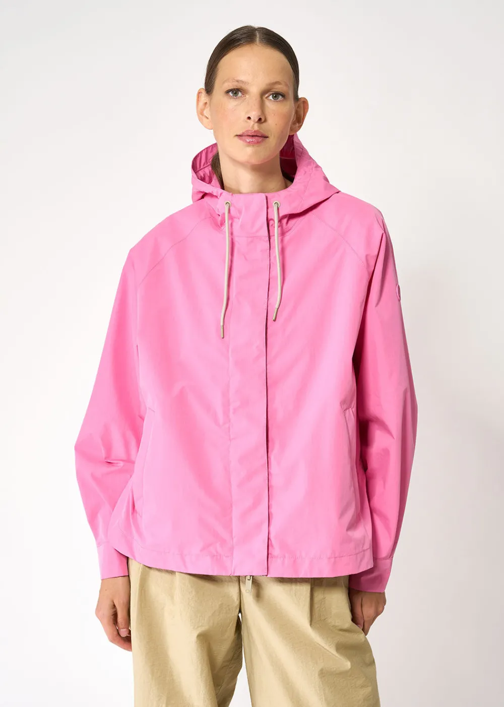 dhuda_raincoat__pink_cosm_0.webp Tantä Dhuda Raincoat - Pink Cosmos | Coats & Jackets