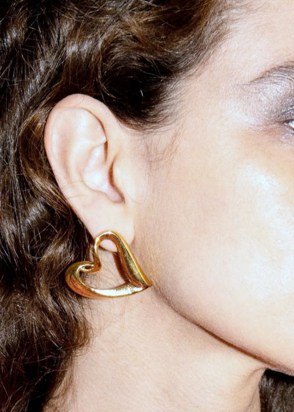 evangeline_earrings__gold_1.webp Alona Evangeline Earrings - Gold | Earrings