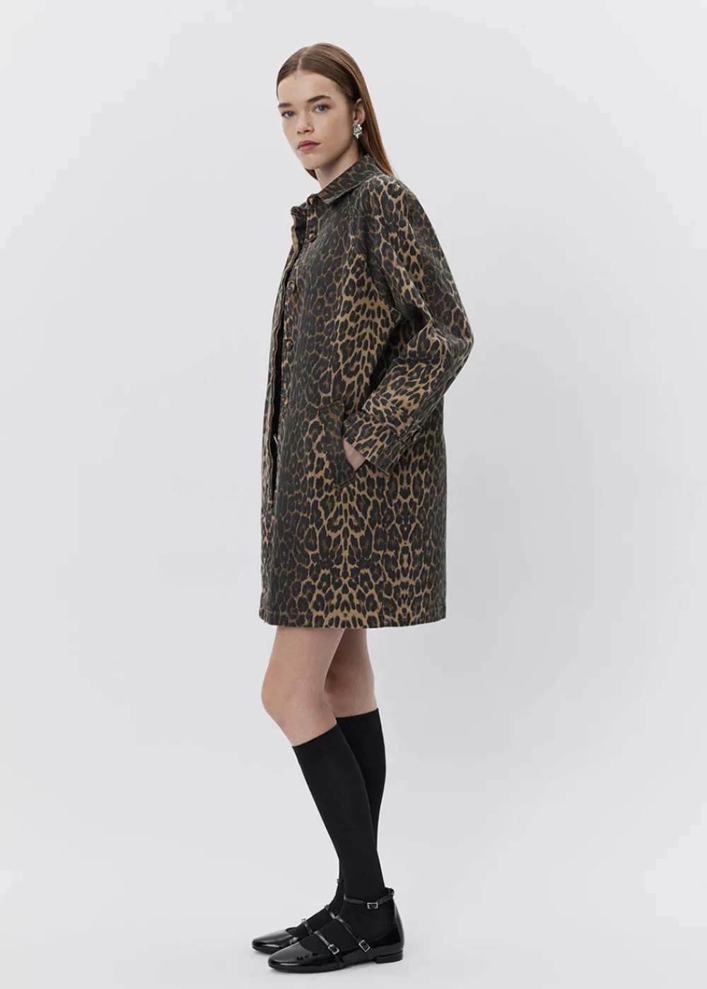 filipasw_coat__light_brow_2.webp Sofie Schnoor Filipasw Coat - Light Brown Leopard | Coats & Jackets