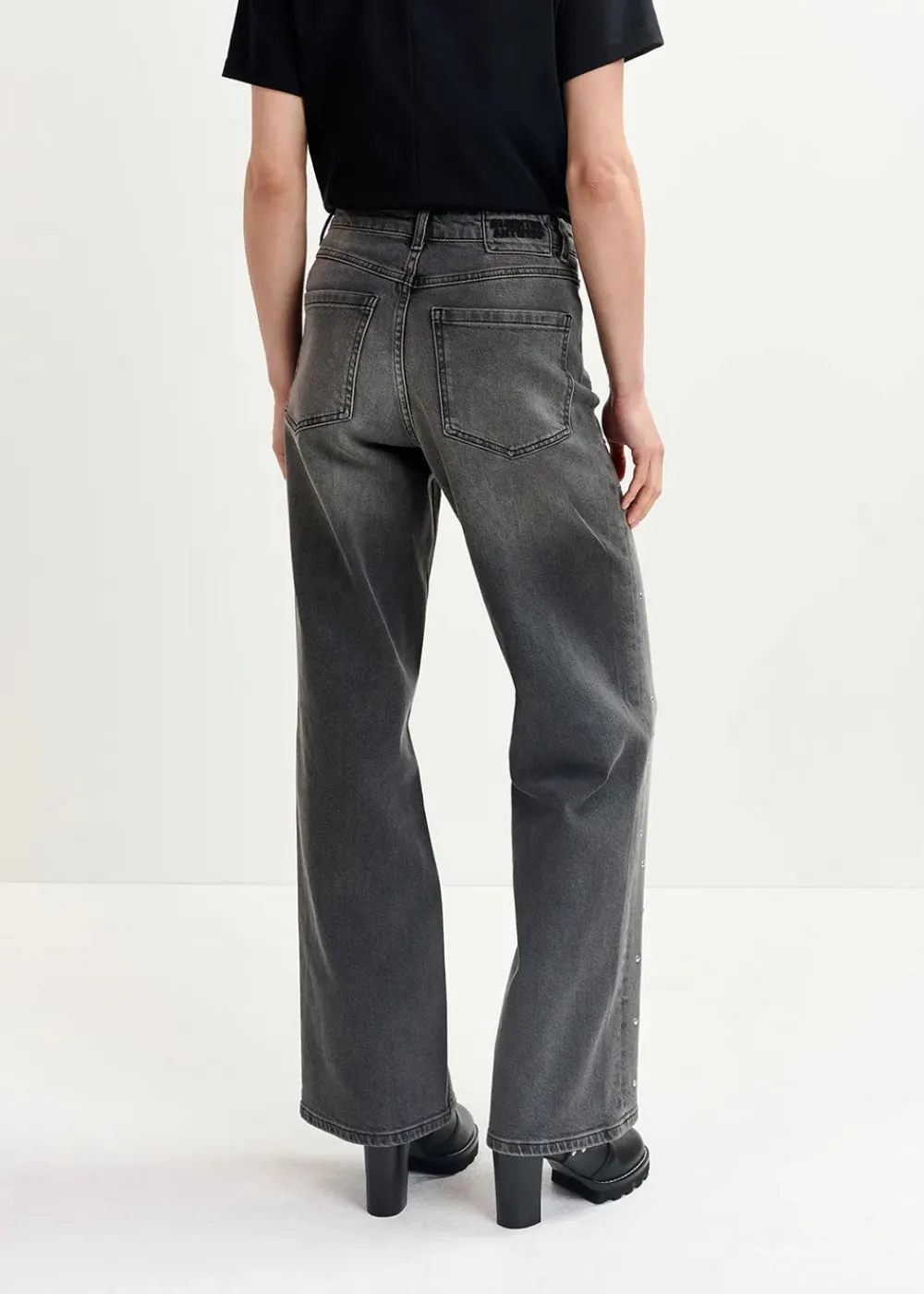 garment_eyelet_jeans_2.webp Essentiel Antwerp Garment Eyelet Jeans | Jeans