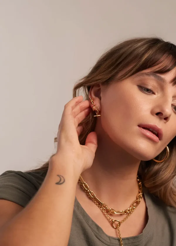 Tilly Sveaas Gold T-Bar Drop Earrings | Earrings