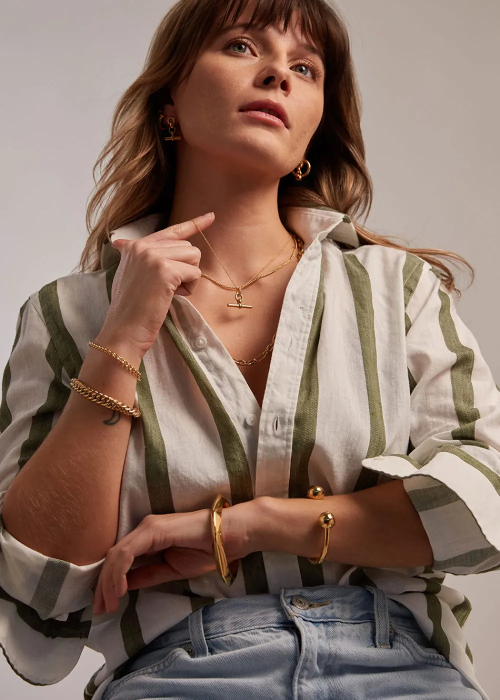 gold_tbar_drop_earrings_5.webp Tilly Sveaas Gold T-Bar Drop Earrings | Earrings