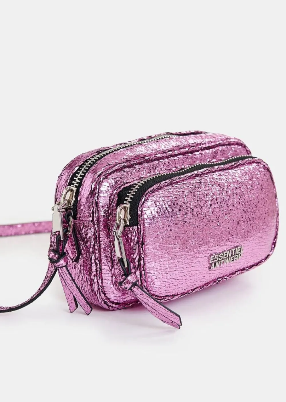 hamen_metallic_shoulder_b_0.webp Essentiel Antwerp Hamen Metallic Shoulder Bag - Pink | Bags