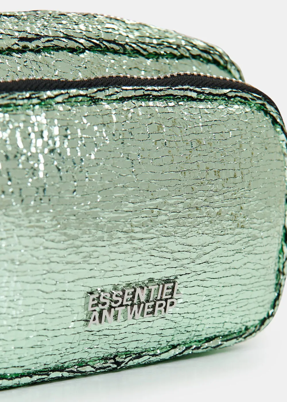 hamen_metallic_shoulder_b_4-1.webp Essentiel Antwerp Hamen Metallic Shoulder Bag - Green | Bags