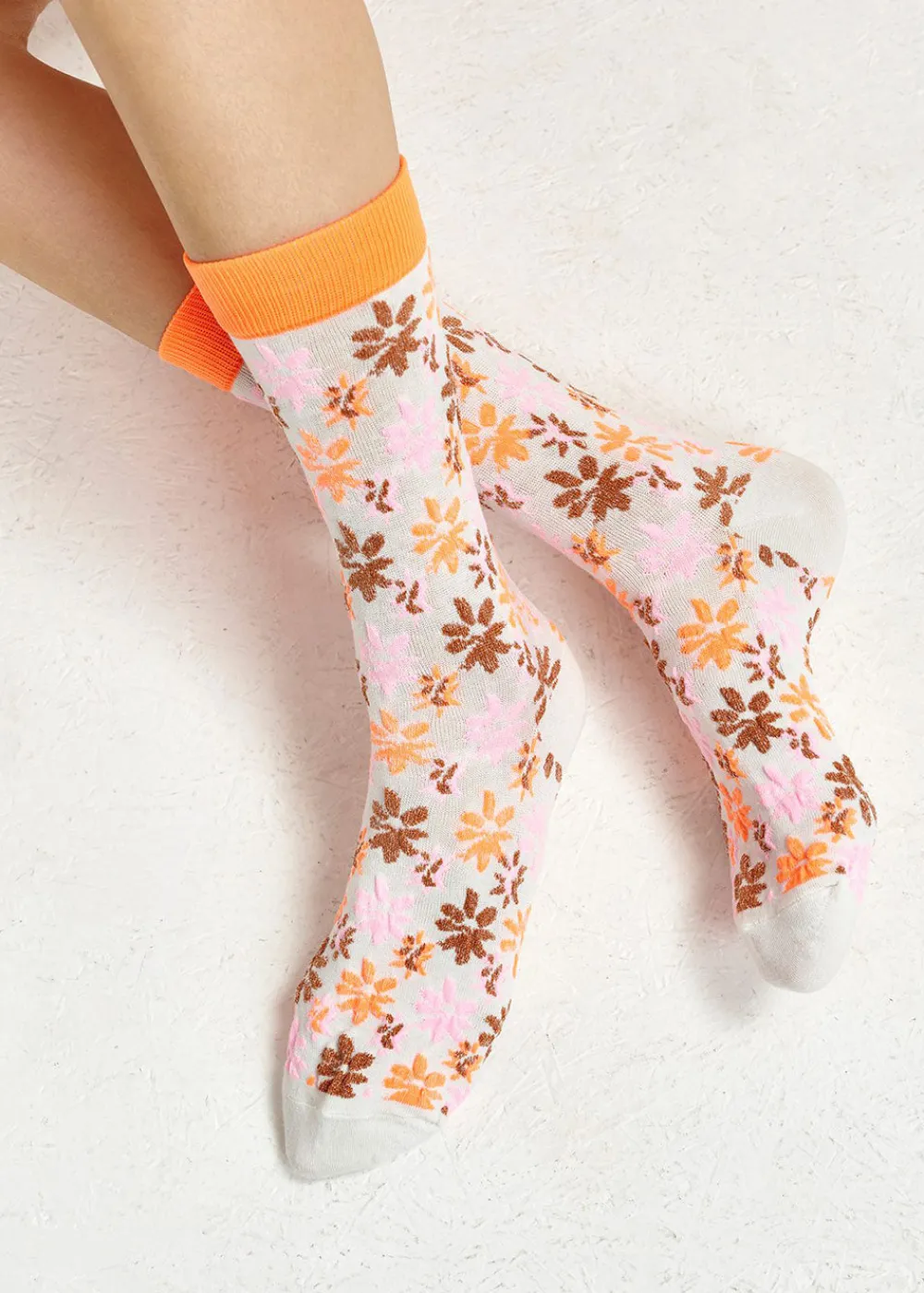 hancing_socks__off_white_1.webp Essentiel Antwerp Hancing Socks - Off White | Socks