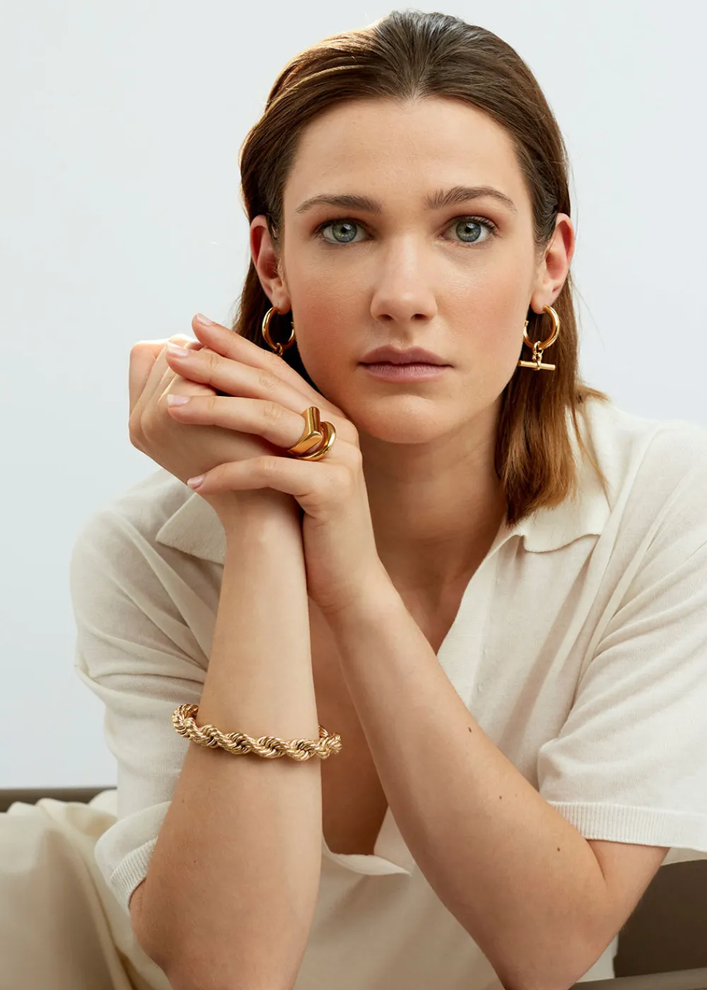 large_gold_tbar_earrings_4.webp Tilly Sveaas Large Gold T-Bar Earrings | Earrings