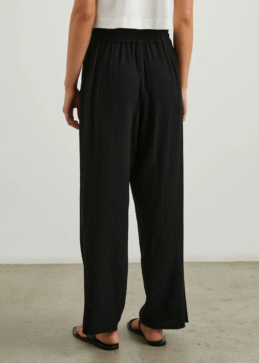 leon_crop_pants_5.webp Rails Leon Crop Pants | Trousers