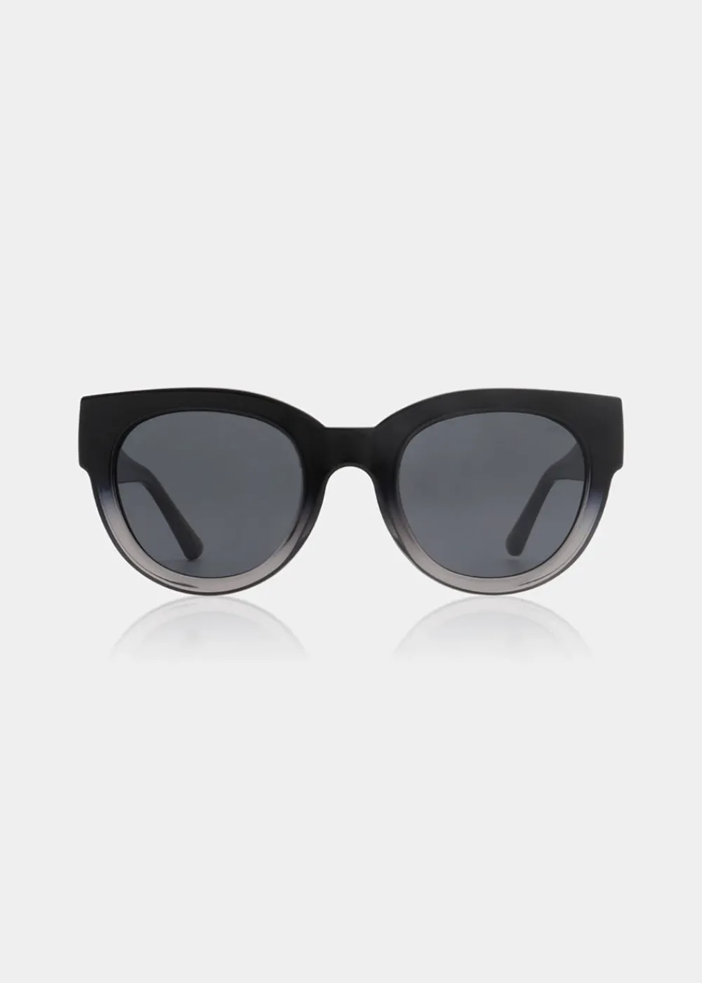 lilly_sunglasses__black_g_0.webp A. Kjaerbede Lilly Sunglasses - Black Grey | Glasses