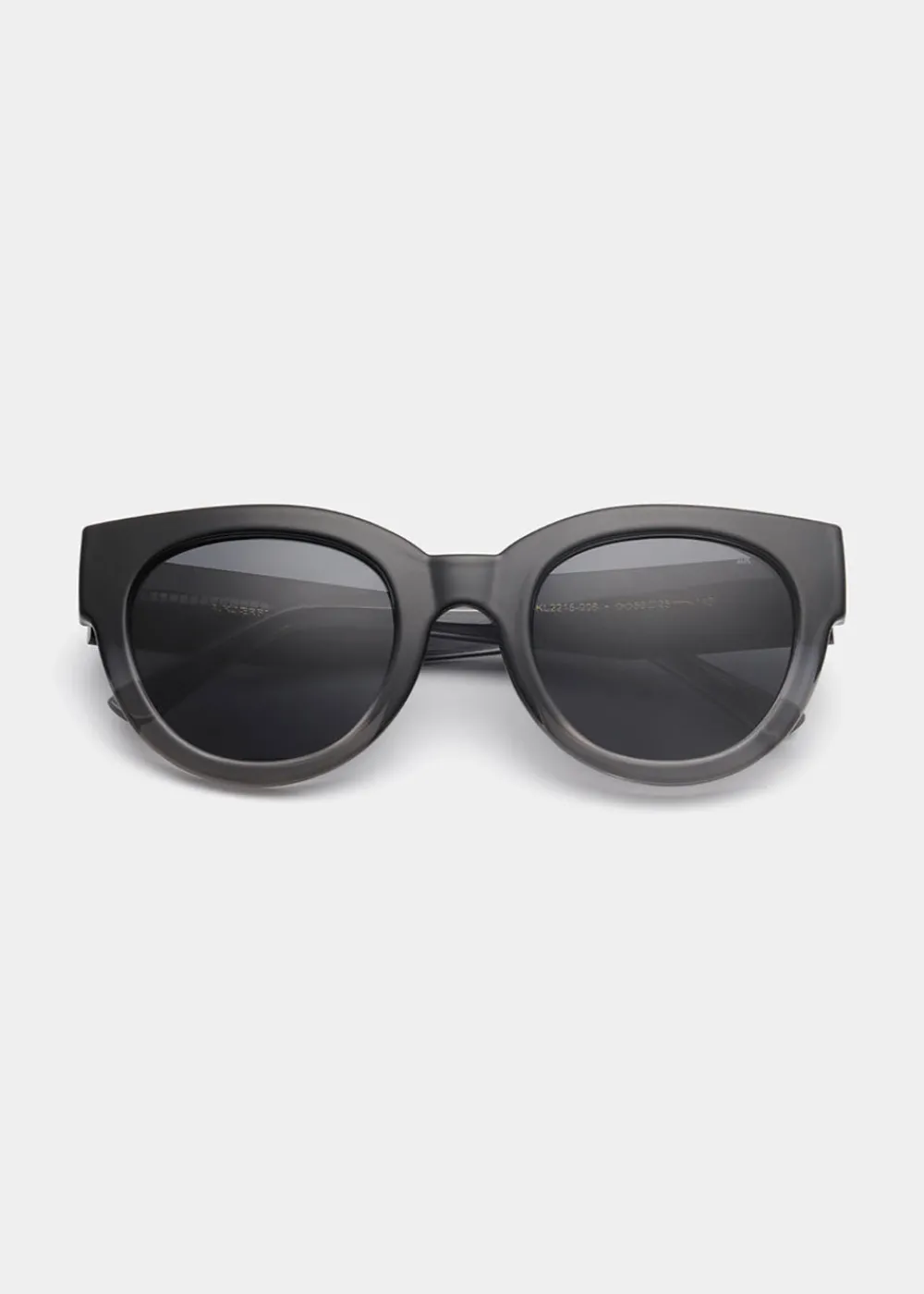 lilly_sunglasses__black_g_2.webp A. Kjaerbede Lilly Sunglasses - Black Grey | Glasses