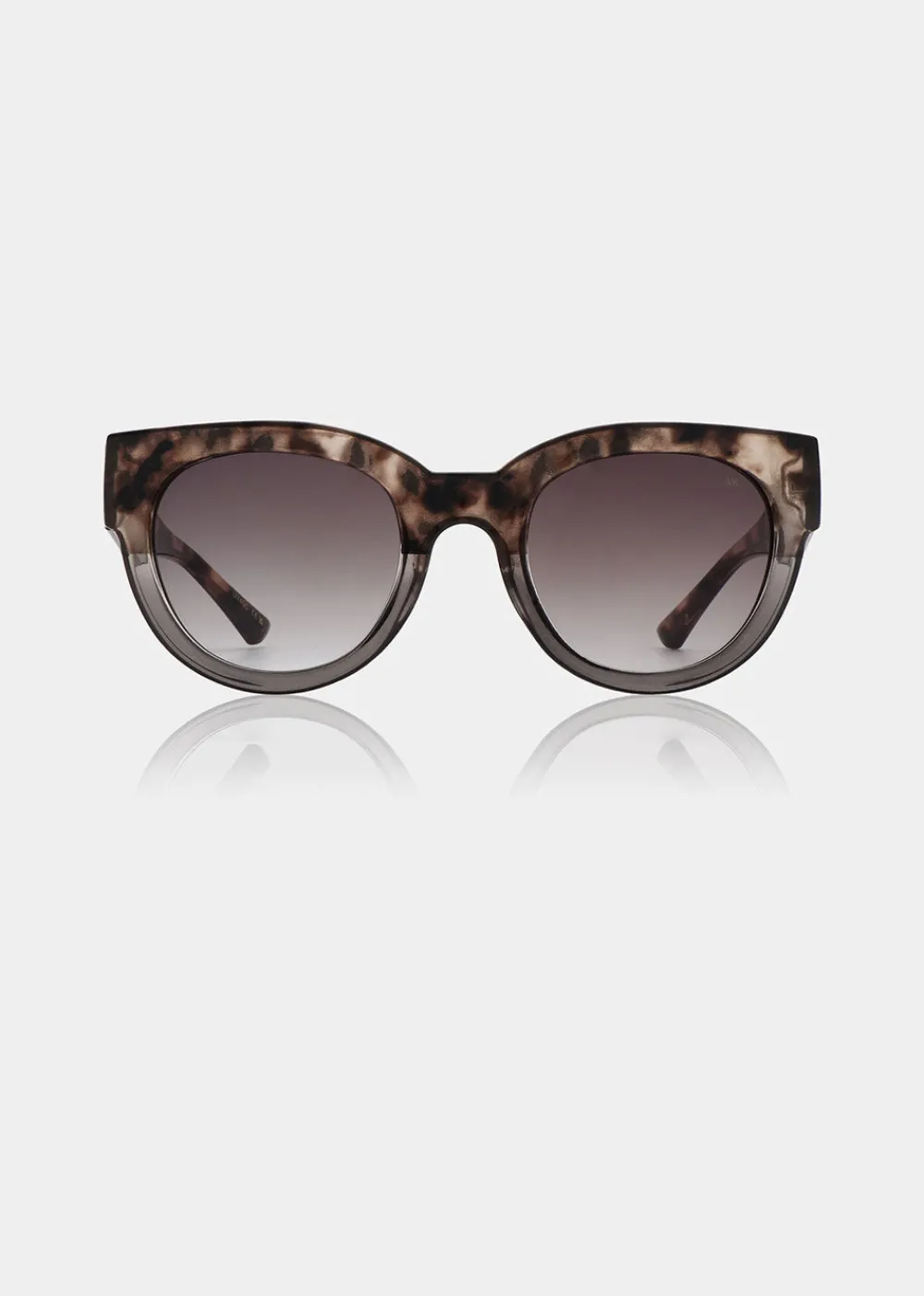 lilly_sunglasses__coquina_0.webp A. Kjaerbede Lilly Sunglasses - Coquina | Glasses