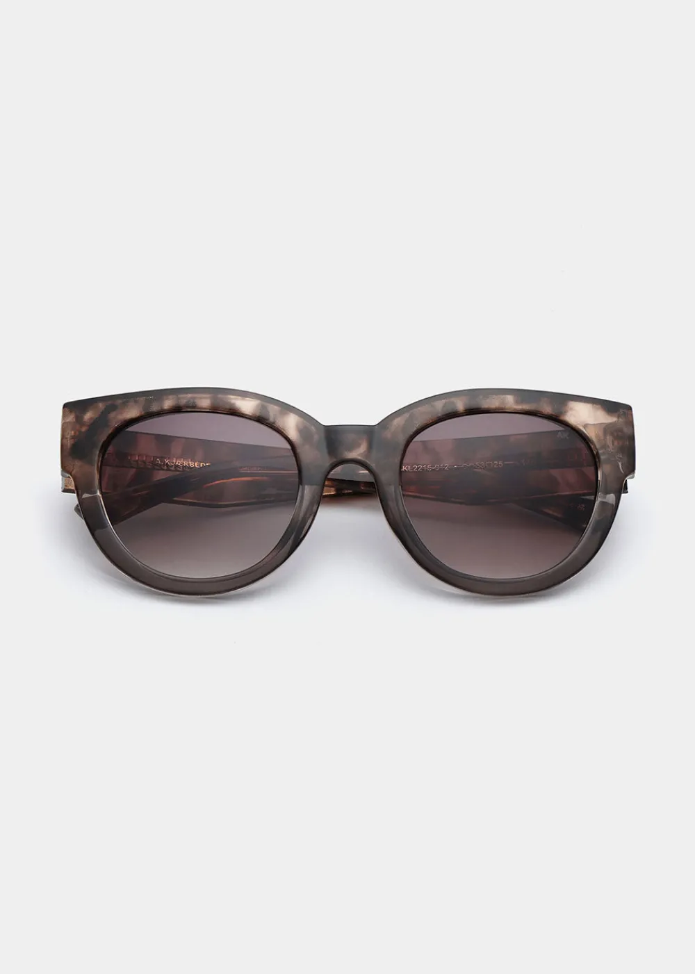 lilly_sunglasses__coquina_2.webp A. Kjaerbede Lilly Sunglasses - Coquina | Glasses