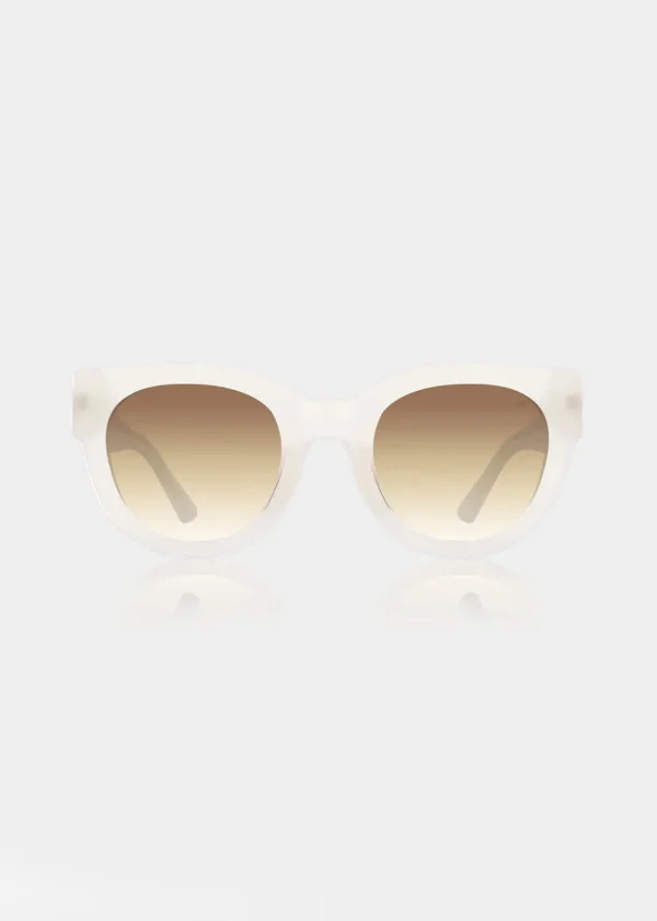 A. Kjaerbede Lilly Sunglasses - Cream | Glasses
