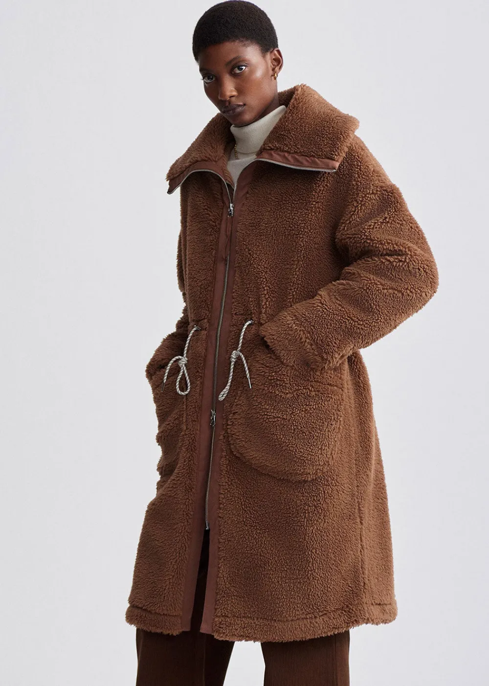 logan_sherpa_coat_2.webp Varley Logan Sherpa Coat | Coats & Jackets