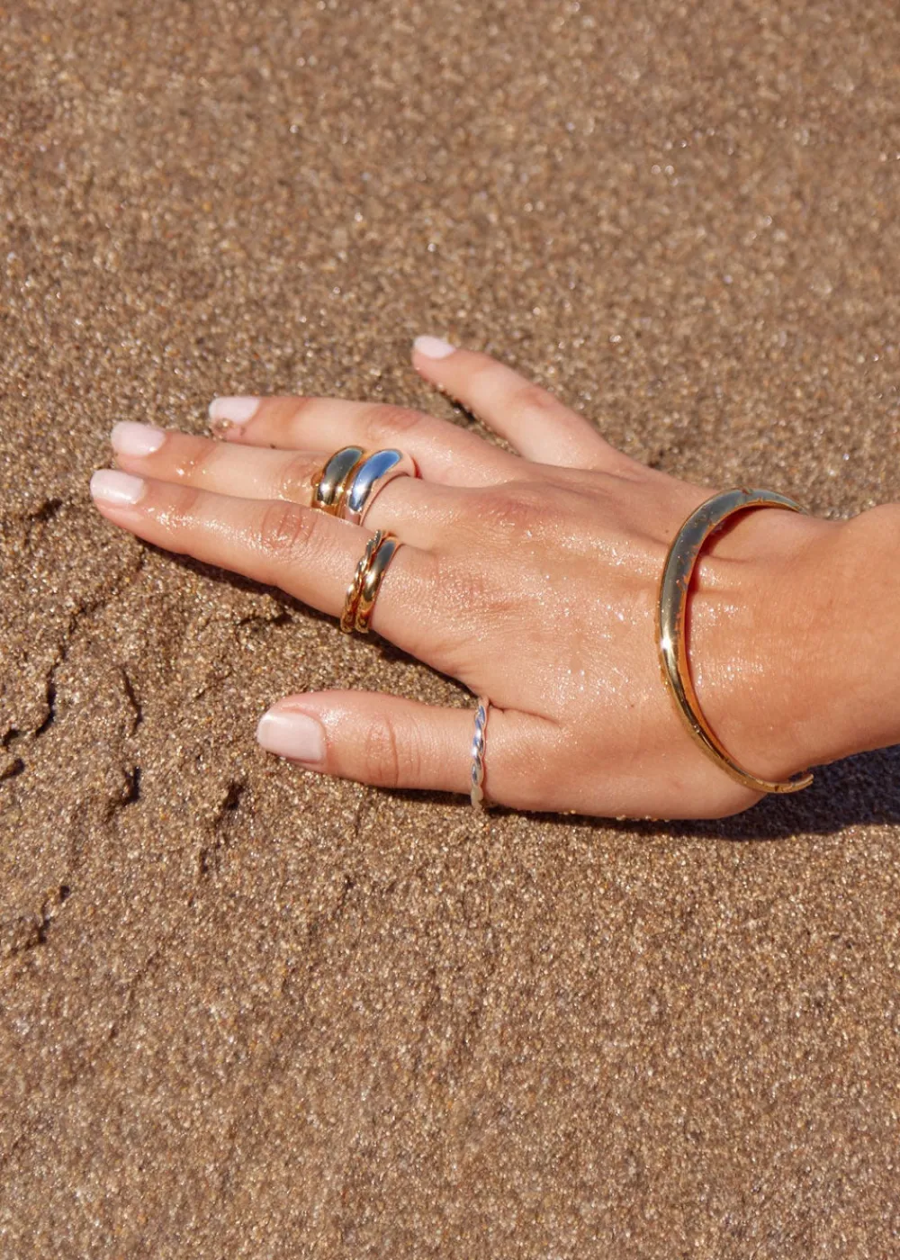 luxe_domed_bangle__gold_1.webp Orelia LUXE Domed Bangle - Gold | Bracelets