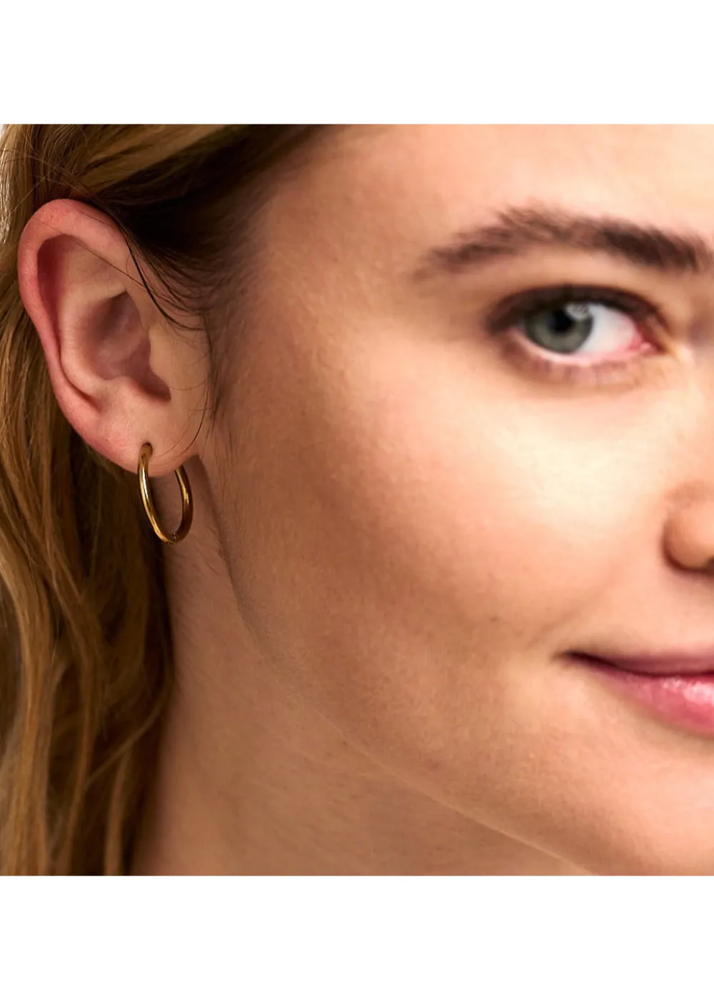 luxe_midsize_hoop_earring_3.webp Orelia LUXE Mid-Size Hoop Earrings - Gold | Earrings