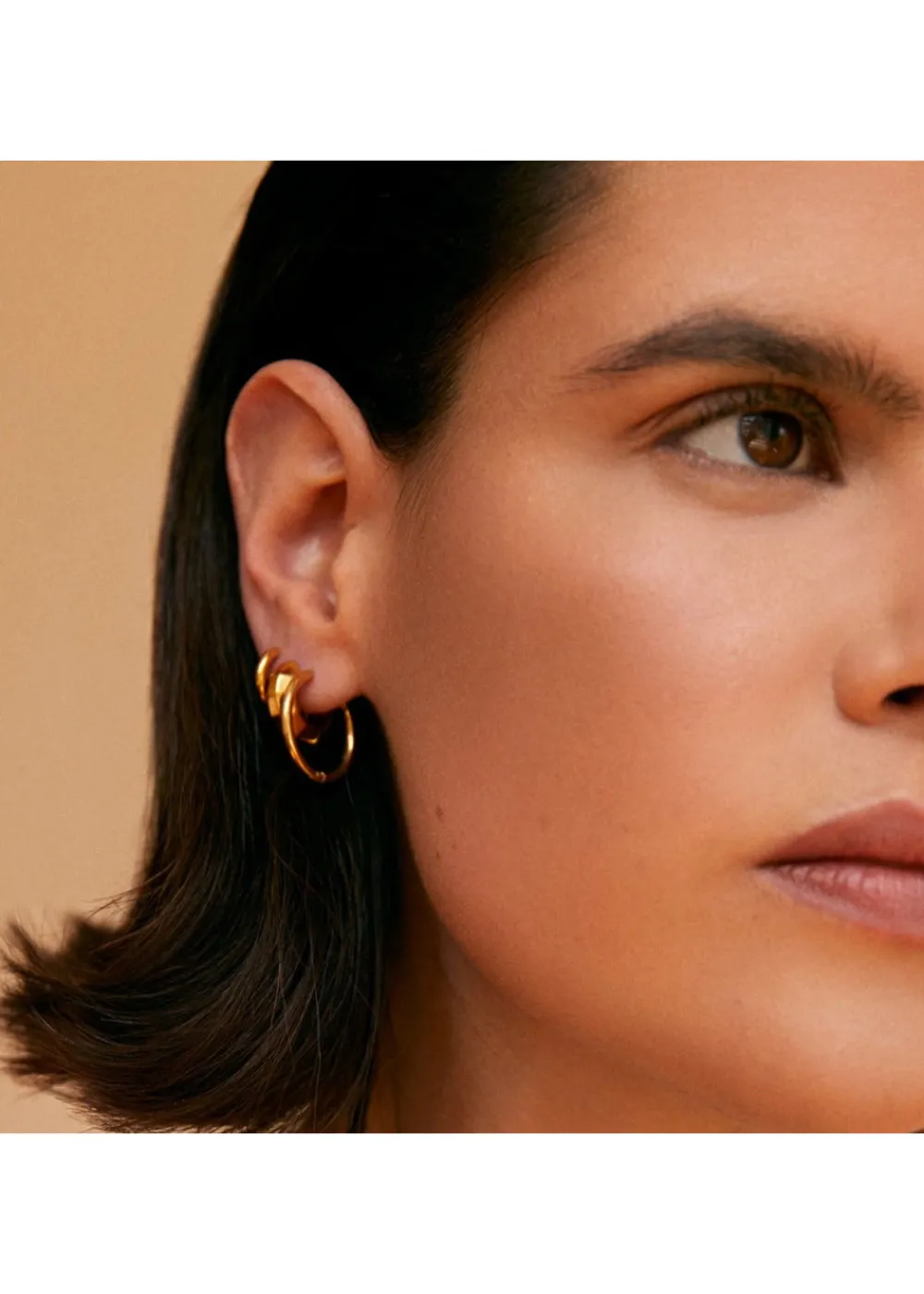 luxe_midsize_hoop_earring_4.webp Orelia LUXE Mid-Size Hoop Earrings - Gold | Earrings