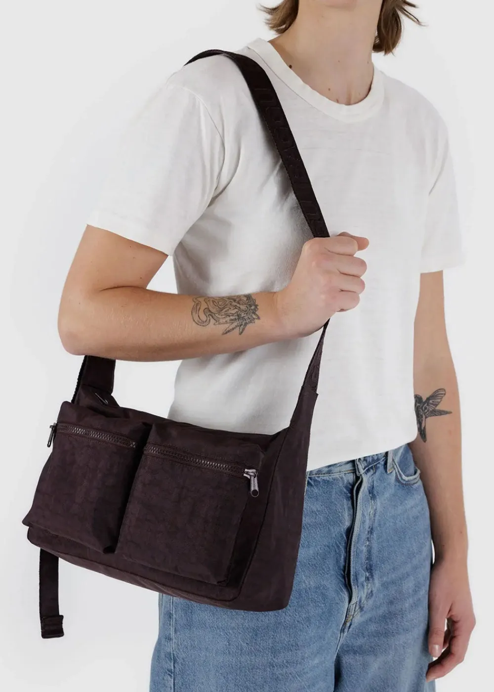 medium_cargo_crossbody__c_1.webp BAGGU Medium Cargo Crossbody - Chocolate Plum | Bags