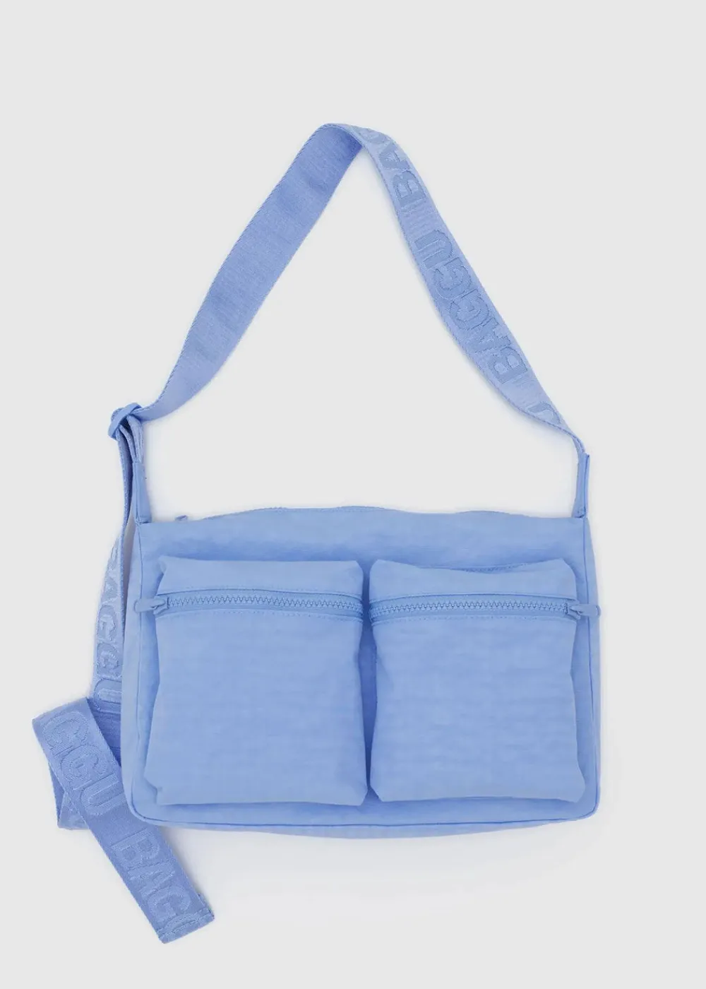 medium_cargo_crossbody__f_0.webp BAGGU Medium Cargo Crossbody - French Blue | Bags