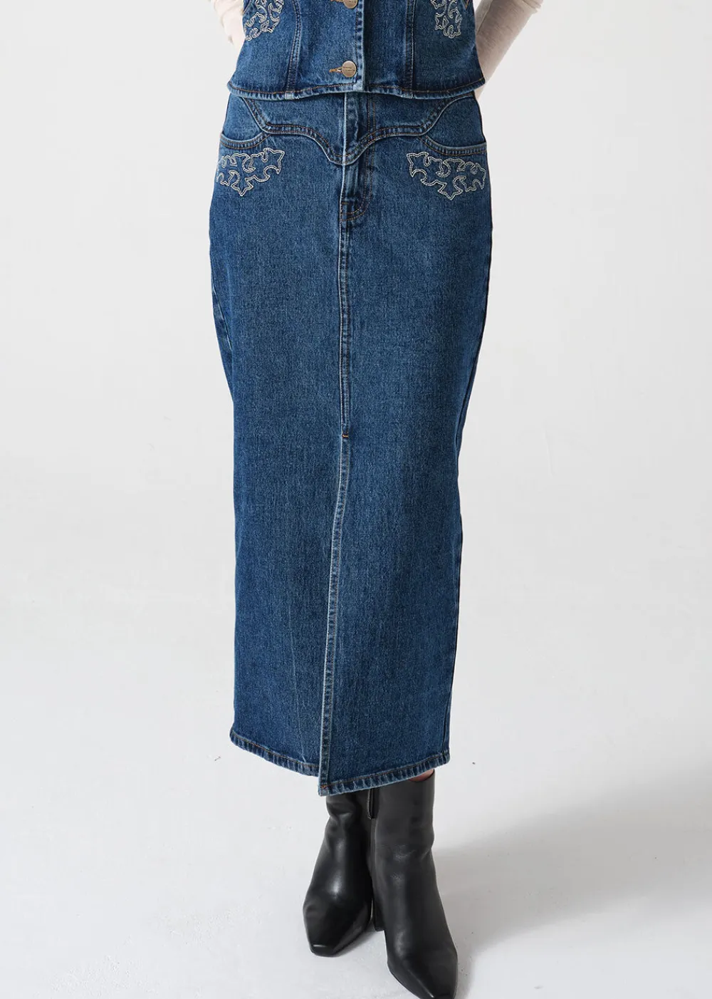 mia_denim_skirt_1.webp Seventy + Mochi Mia Denim Skirt | Skirts