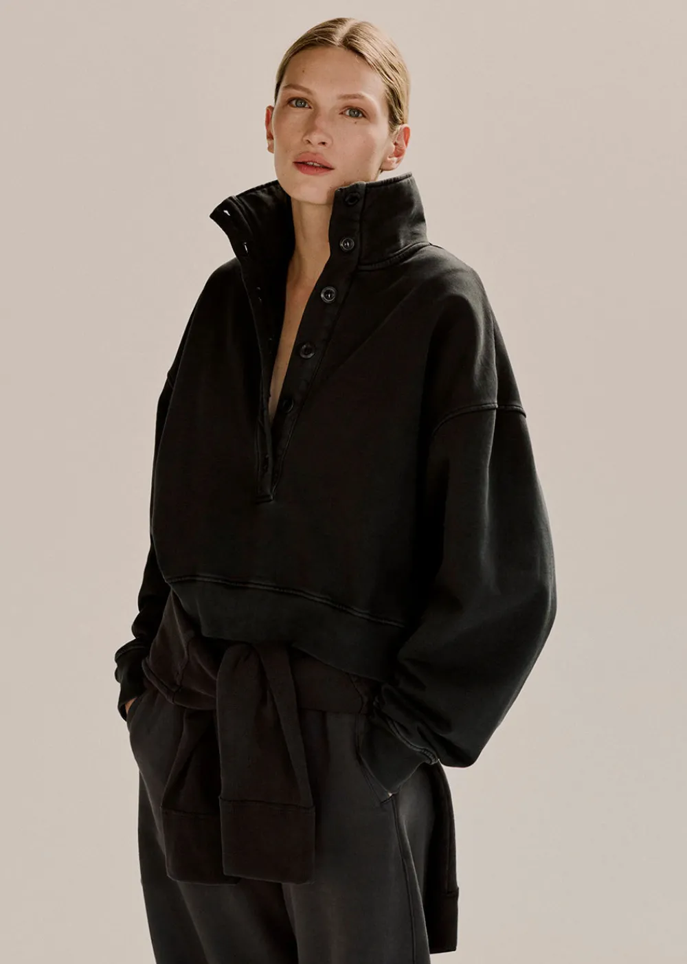 mirelle_funnel_neck_sweat_3.webp Citizens of Humanity Mirelle Funnel Neck Sweatshirt | Sweatshirts