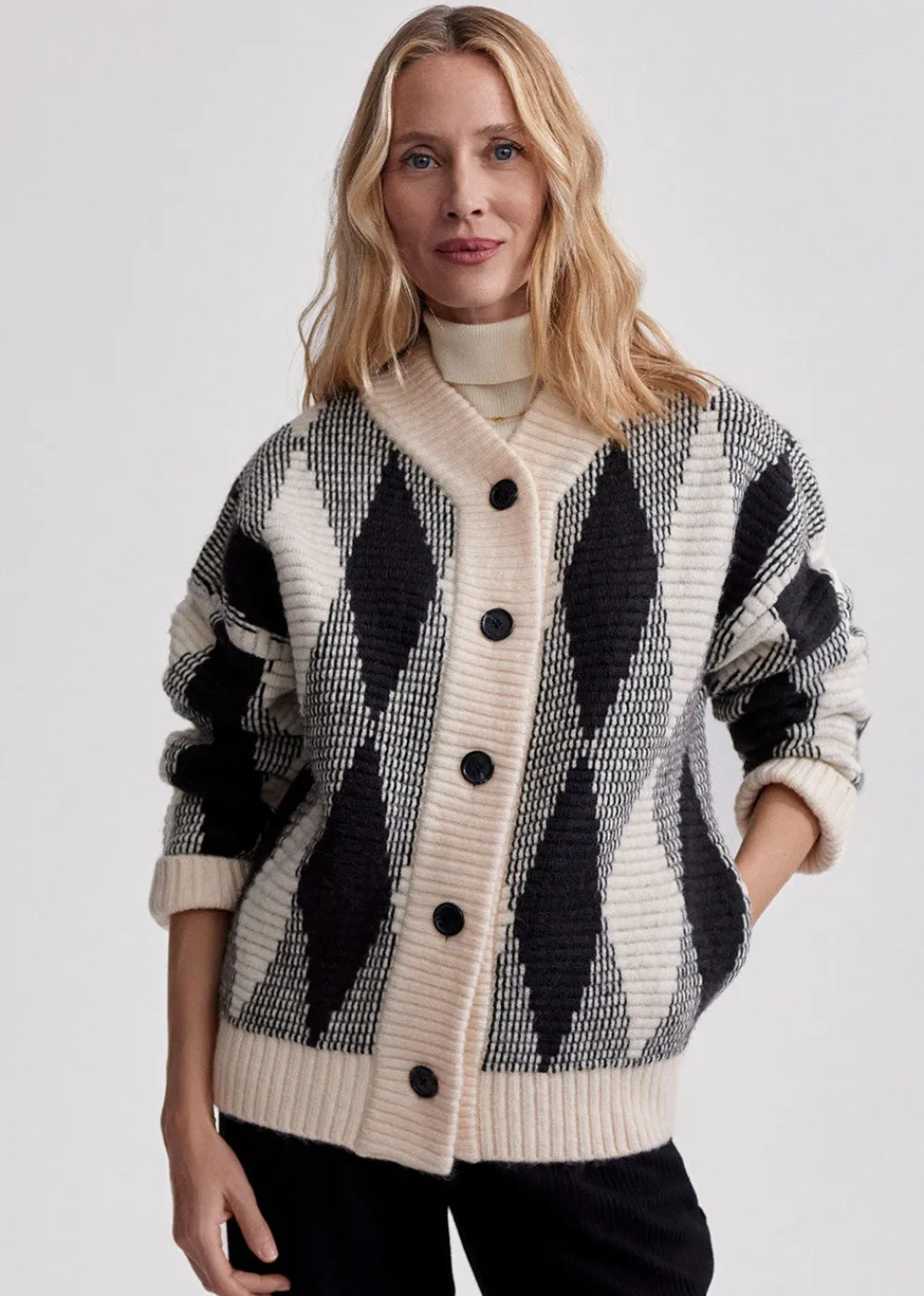 nancy_jacquard_knit_jacke_0.webp Varley Nancy Jacquard Knit Jacket | Coats & Jackets