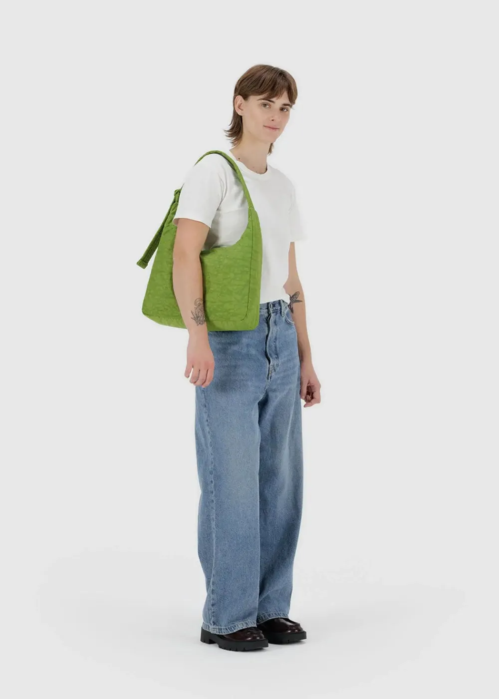 nylon_shoulder_bag__green_2.webp BAGGU Nylon Shoulder Bag - Green Juice | Bags