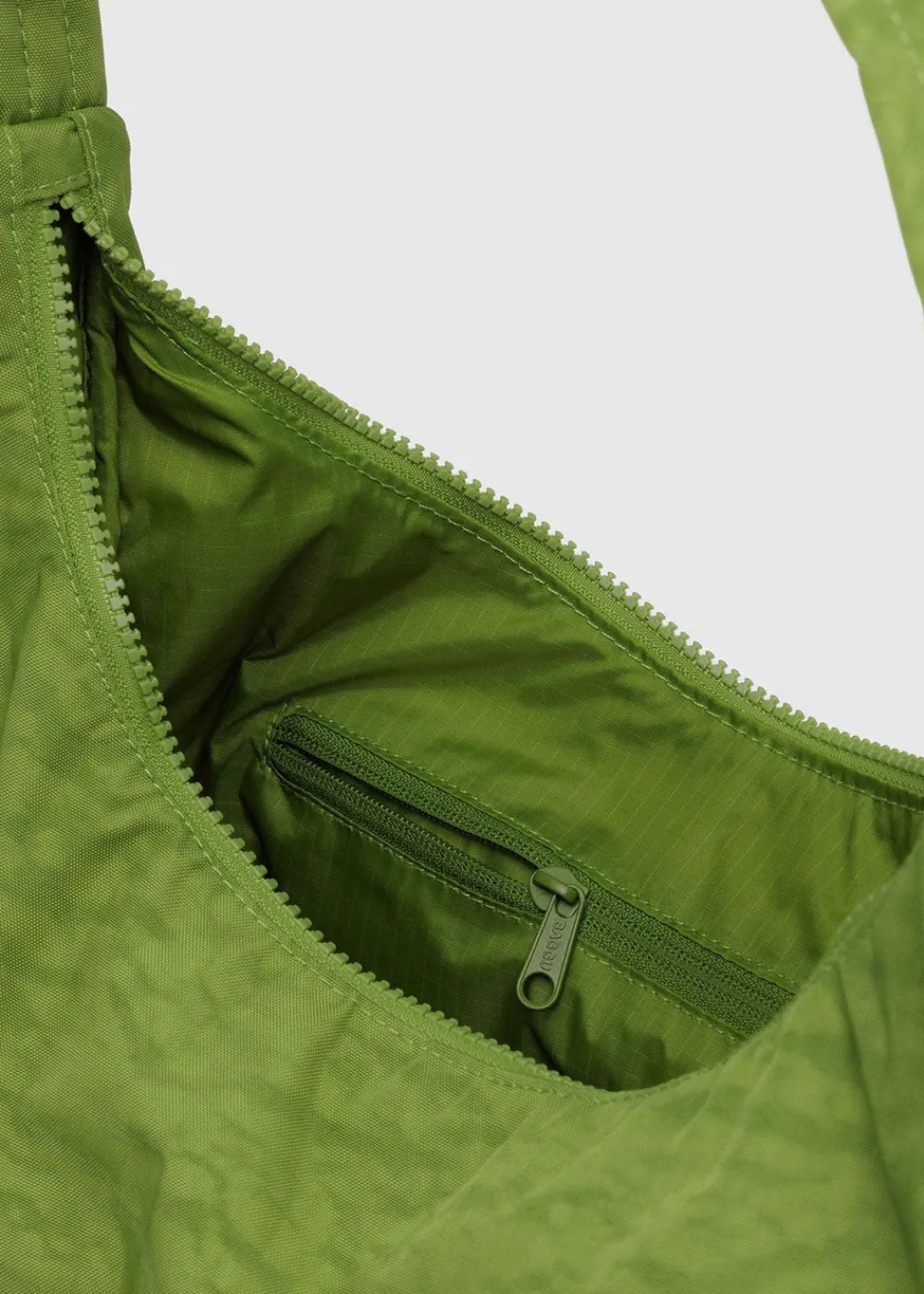 nylon_shoulder_bag__green_3.webp BAGGU Nylon Shoulder Bag - Green Juice | Bags