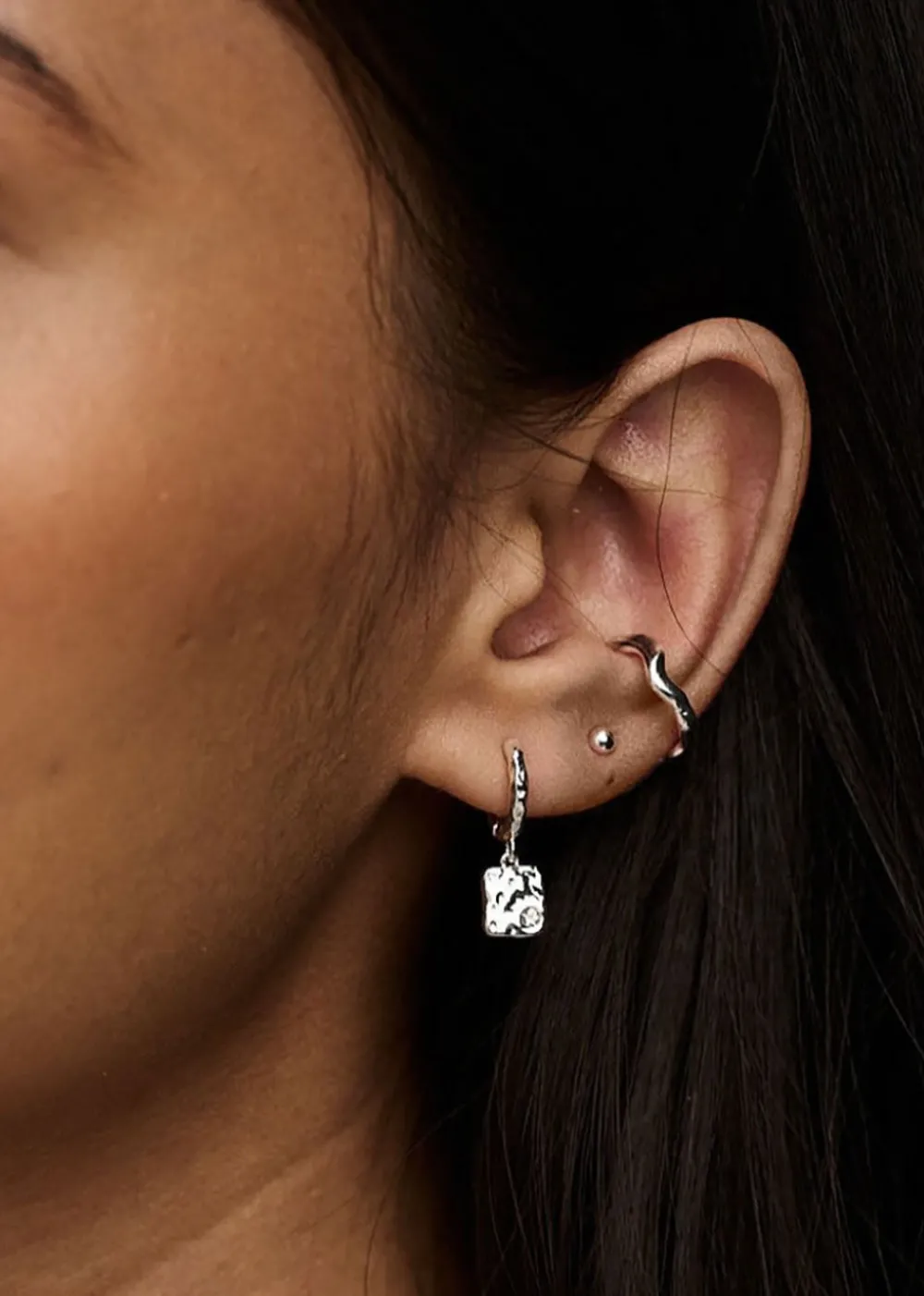 organic_wave_ear_cuff__si_1.webp Orelia Organic Wave Ear Cuff - Silver | Earrings
