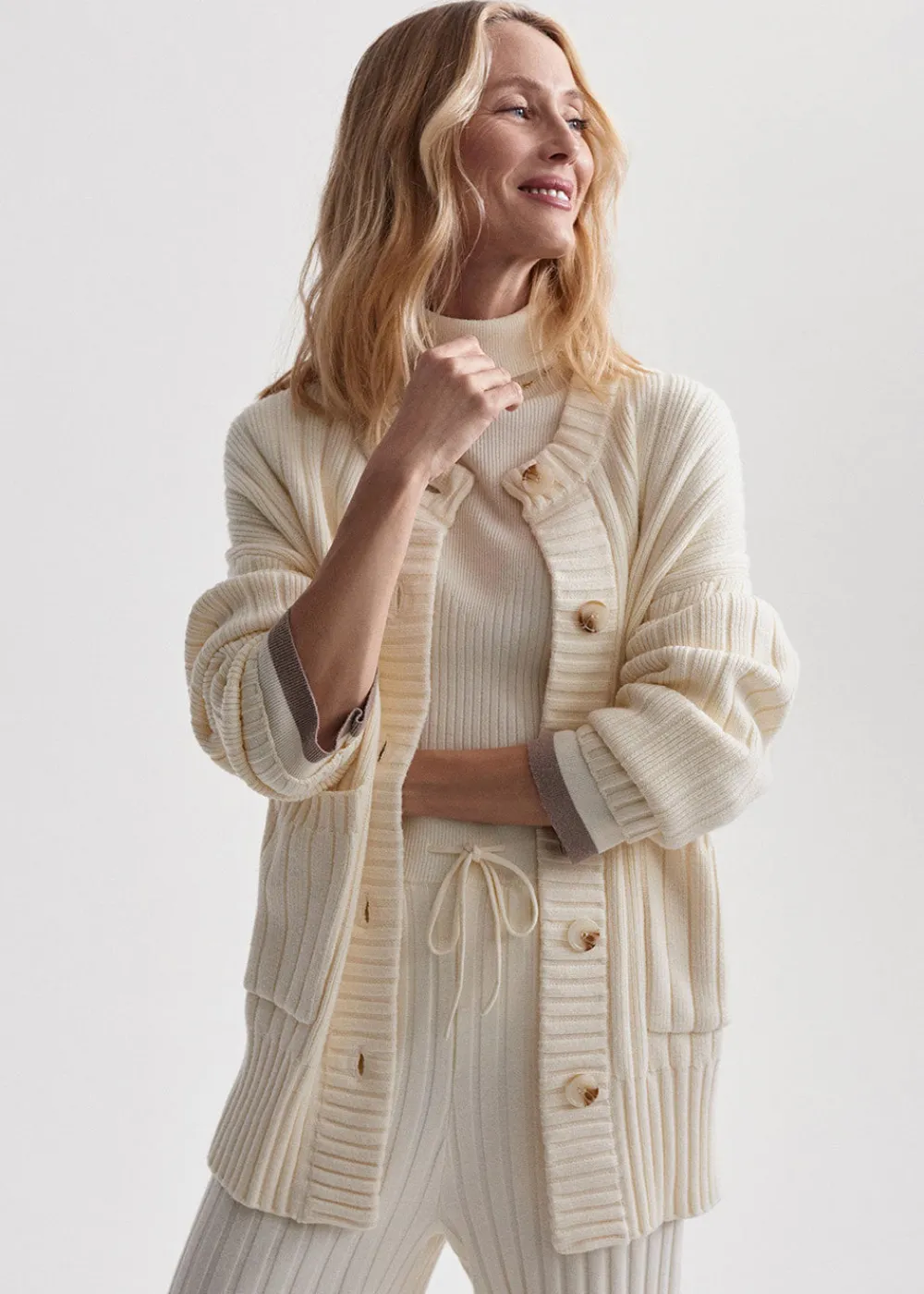 pensdale_relaxed_knit_car_1.webp Varley Pensdale Relaxed Knit Cardigan | Knitwear