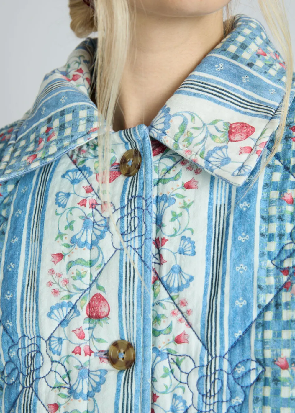 reversible_claudia_jacket_2.webp Damson Madder Reversible Claudia Jacket | Coats & Jackets