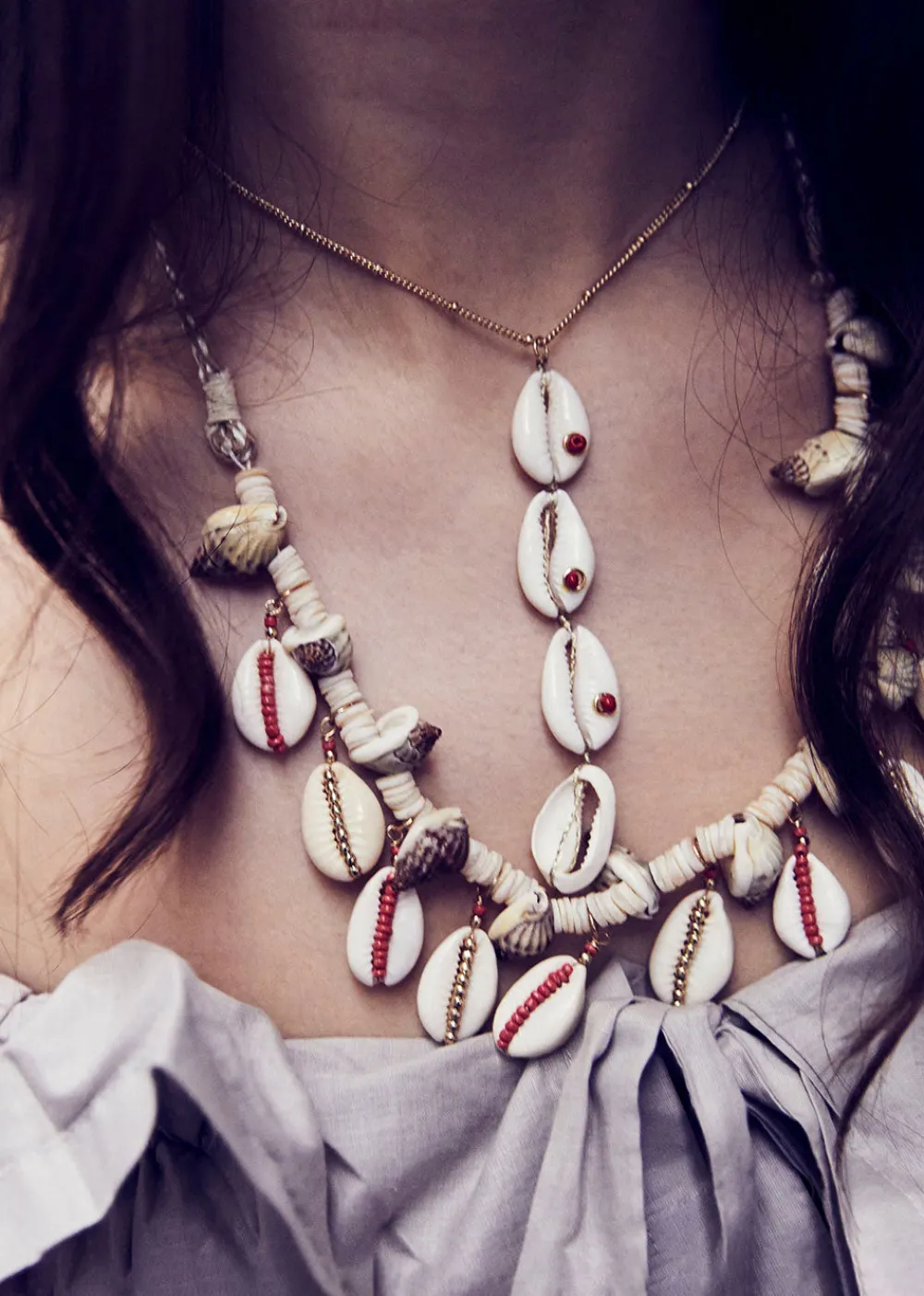 shell_drop_necklace_1.webp Cardomon Shell Drop Necklace | Necklaces