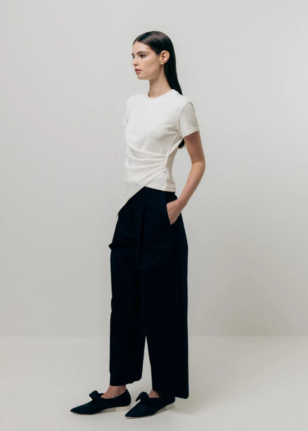 single_dart_trousers__bla_5.webp Emin and Paul Single Dart Trousers - Black | Trousers