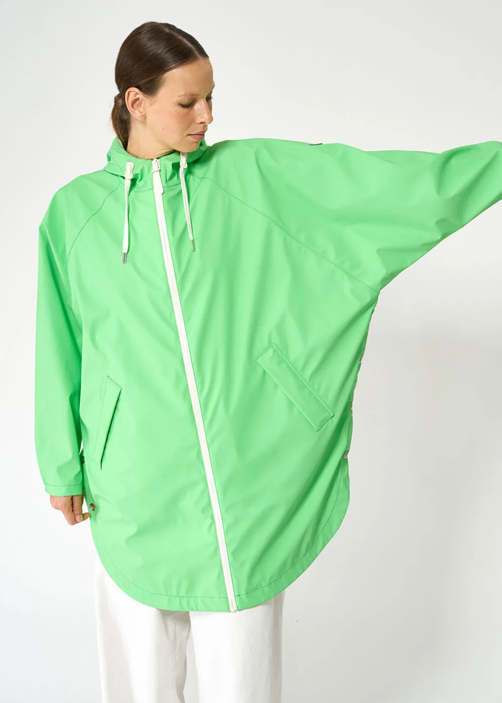 sky_rain_jacket__summer_g_6.webp Tantä Sky Rain Jacket - Summer Green | Coats & Jackets