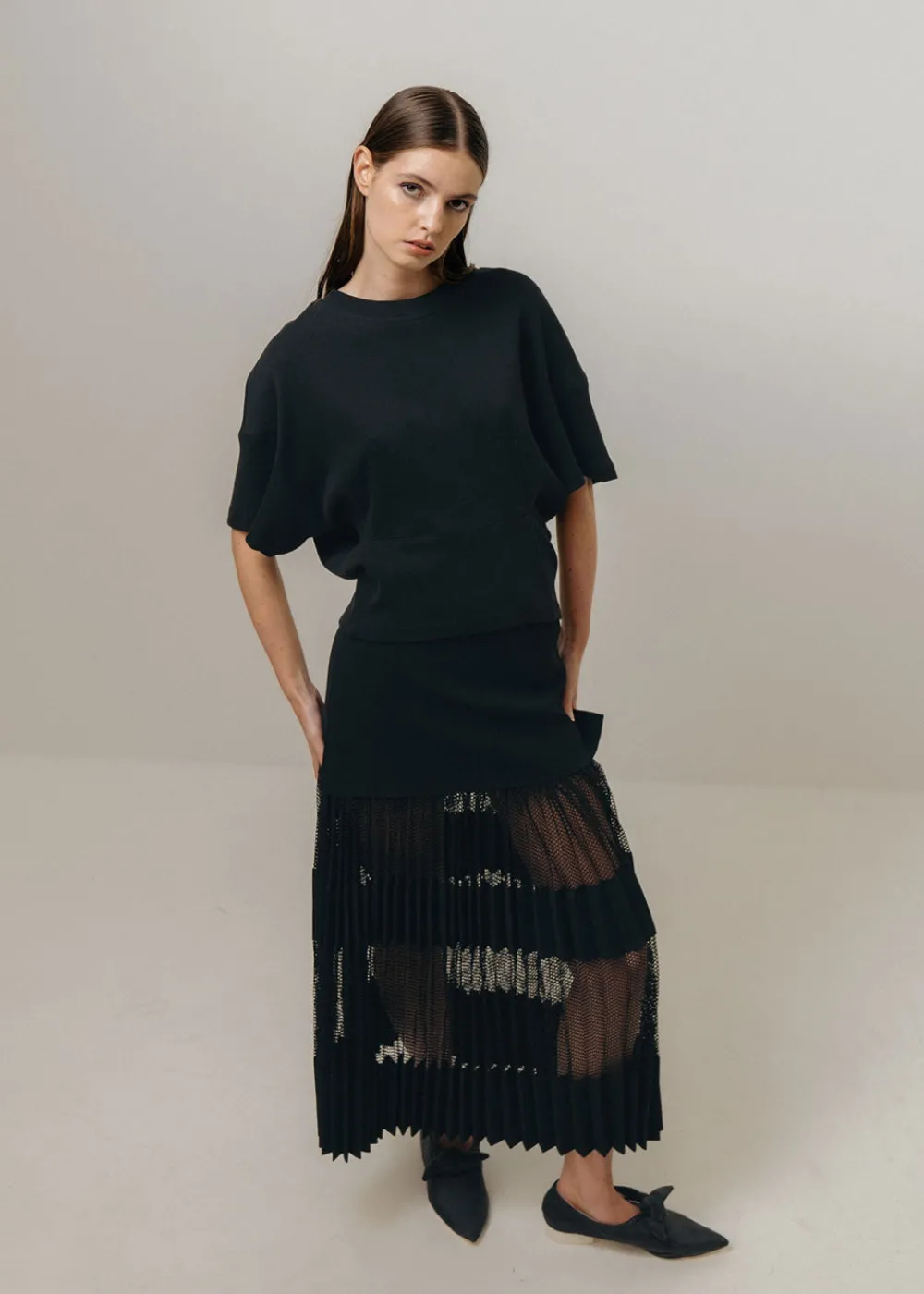 tapered_tshirt__black_4.webp Emin and Paul Tapered T-Shirt - Black | Tops